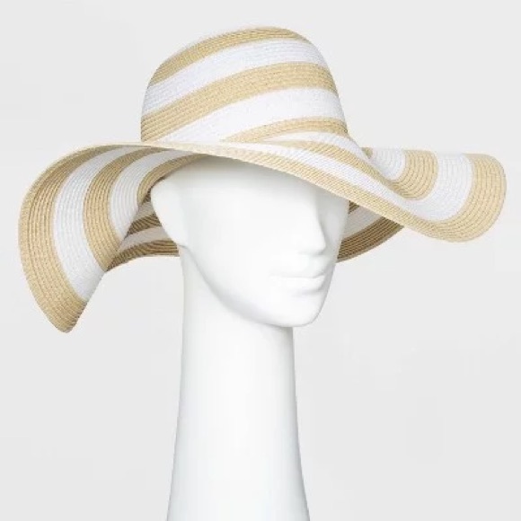 SOLD!!!!!! Floppy Beach Sun Hat - A New Day - Picture 4 of 5